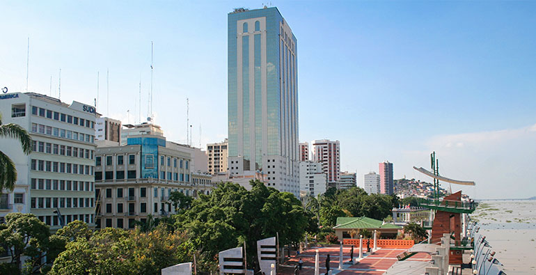Guayaquil, Simón Bolívar boardwalk