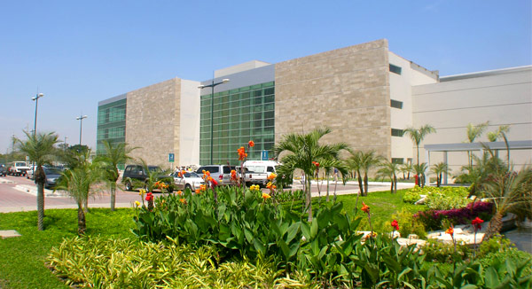 Edificio TAGSA, al lado de la Terminal