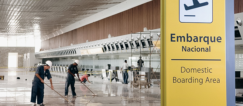 Staff working in the interior of the new terminal for the airport of Guayaquil.
