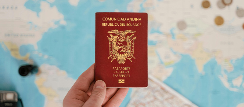 Image of an Ecuadorian passport.