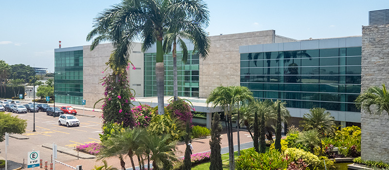 Edificio administrativo TAGSA, ubicado junto a la terminal de pasajeros.